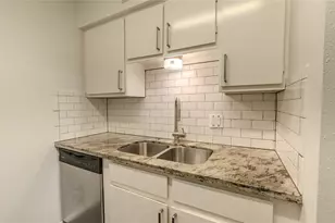7575 Katy Fwy, Houston, TX 77024 - Photo 7