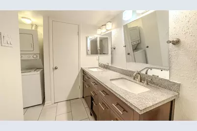 7575 Katy Freeway #103, Houston, TX 77024 - Photo 13