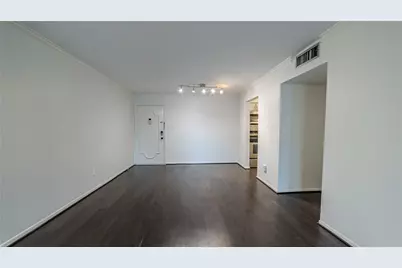 7575 Katy Freeway #103, Houston, TX 77024 - Photo 5