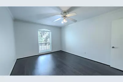 7575 Katy Freeway #103, Houston, TX 77024 - Photo 9