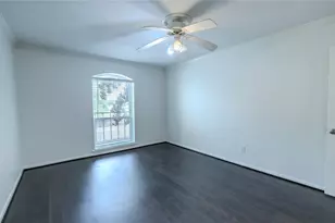 7575 Katy Fwy, Houston, TX 77024 - Photo 9