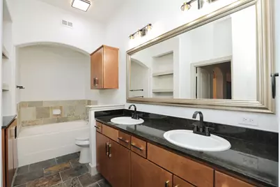 1901 Post Oak Boulevard #2109, Houston, TX 77056 - Photo 31