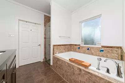 4001 29th Street N, Texas City, TX 77590 - Photo 25