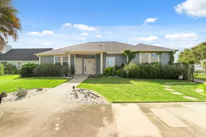 4001 29th Street N, Texas City, TX 77590 - Photo 1