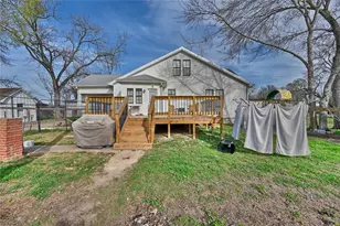 215 N Haupstrasse St, Carmine, TX 78932 - Photo 45