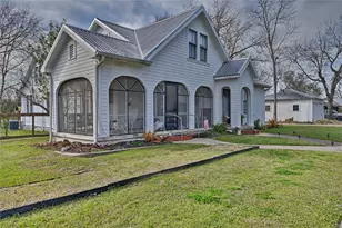 215 N Haupstrasse St, Carmine, TX 78932 - Photo 1