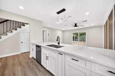 2426 Woodsdale Boulevard, Houston, TX 77038 - Photo 15