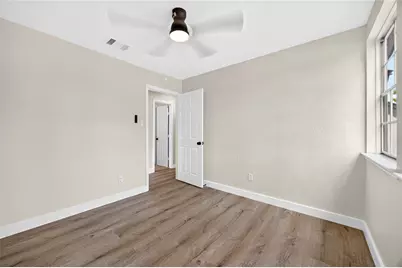 2426 Woodsdale Boulevard, Houston, TX 77038 - Photo 29