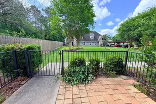 312 Hunt Rd, Baytown, TX 77521 - Photo 5