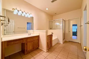 312 Hunt Rd, Baytown, TX 77521 - Photo 23