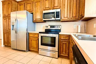 312 Hunt Rd, Baytown, TX 77521 - Photo 17