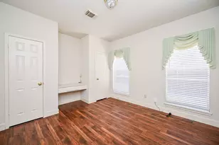 9731 New Kent Dr, Sugar Land, TX 77498 - Photo 21