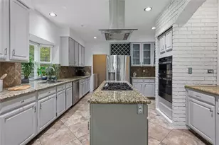 35 Outervale Pl, The Woodlands, TX 77381 - Photo 11