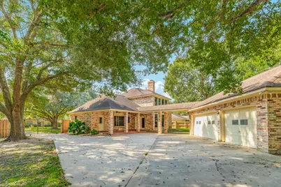 1600 Azalea Street, Sweeny, TX 77480 - Photo 5
