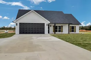 335 Ralph Nerren, Huntington, TX 75949 - Photo 3