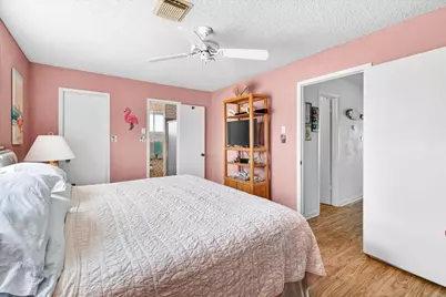 427 Tahiti Road, Tiki Island, TX 77554 - Photo 33