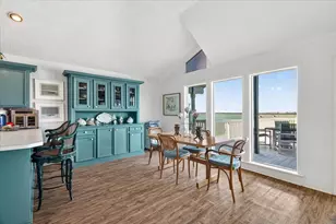 427 Tahiti Rd, Tiki Island, TX 77554 - Photo 23