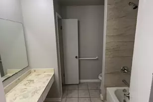 10507 Offer Dr, Houston, TX 77031 - Photo 3