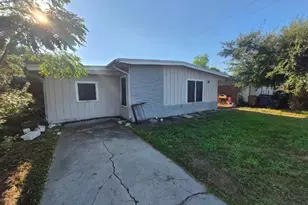 4926 Dody St, Corpus Christi, TX 78411 - Photo 3