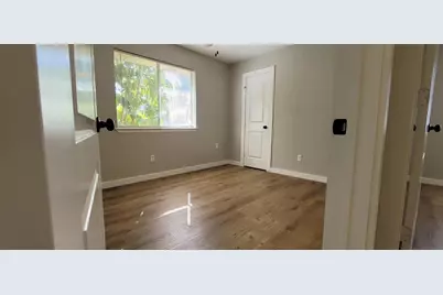 322 Village Creek Drive, Webster, TX 77598 - Photo 11