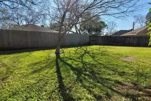 322 Village Creek Dr, Webster, TX 77598 - Photo 15