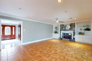 642 N Flamingo Dr, Seabrook, TX 77586 - Photo 3