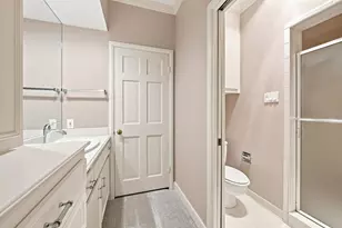 1422 Nantucket Dr, Houston, TX 77057 - Photo 15