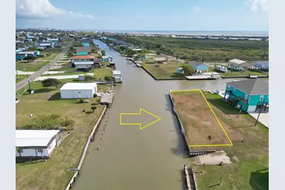 140 County Road 200, Sargent, TX 77414 - Photo 1