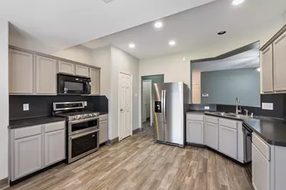 10638 Desert Springs Circle, Houston, TX 77095 - Photo 9
