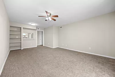 9616 Long Point Road #54, Houston, TX 77055 - Photo 7