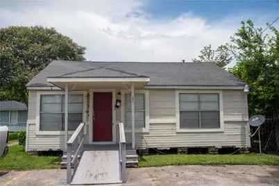 3929 Caplin Street, Houston, TX 77026 - Photo 1