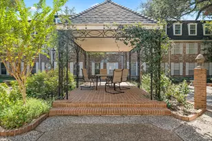 357 N Post Oak Ln, Houston, TX 77024 - Photo 17