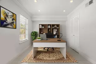 357 N Post Oak Ln, Houston, TX 77024 - Photo 5