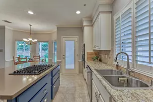 14 Feather Branch Ct, The Woodlands, TX 77381 - Photo 19