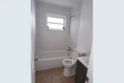 512 Harold Lane, Baytown, TX 77521 - Photo 7