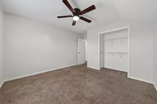 11811 Fossil Rock Ln, Houston, TX 77034 - Photo 33
