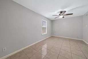 11811 Fossil Rock Ln, Houston, TX 77034 - Photo 23
