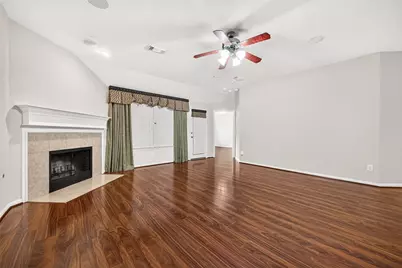 7519 Trail Hollow, Missouri City, TX 77459 - Photo 17