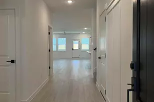 4727 Bay Vista Dr, Baytown, TX 77523 - Photo 5