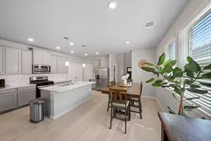 17466 Buckeye Br, Conroe, TX 77385 - Photo 9