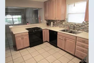 12139 Glenway Drive, Houston, TX 77070 - Photo 11
