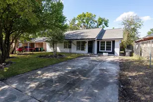 10221 Bretton Dr, Houston, TX 77016 - Photo 1