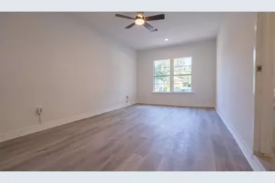 10221 Bretton Drive, Houston, TX 77016 - Photo 17