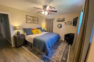 4111 Hill Oak Dr, Houston, TX 77092 - Photo 9