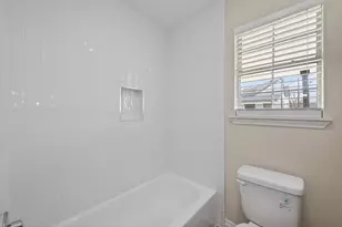 7927 Brays St, Houston, TX 77012 - Photo 19