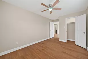 7927 Brays St, Houston, TX 77012 - Photo 17