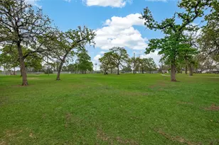 7927 Brays St, Houston, TX 77012 - Photo 25