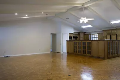 372 Oak Hill Drive, Huntsville, TX 77340 - Photo 3