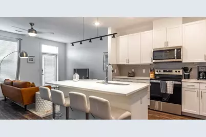 1000 Fort Worth Avenue #413, Dallas, TX 75208 - Photo 9