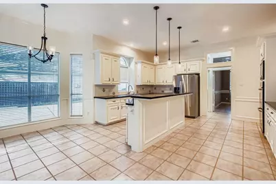 1707 Hatteras Court, Sugar Land, TX 77479 - Photo 9